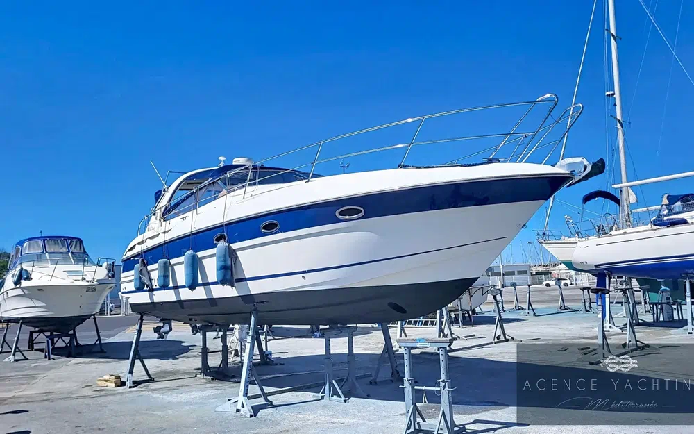 slider 7 Bavaria 35 Sport Hard Top