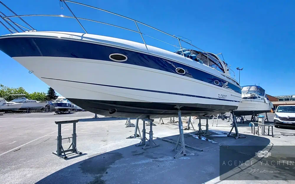 slider 8 Bavaria 35 Sport Hard Top