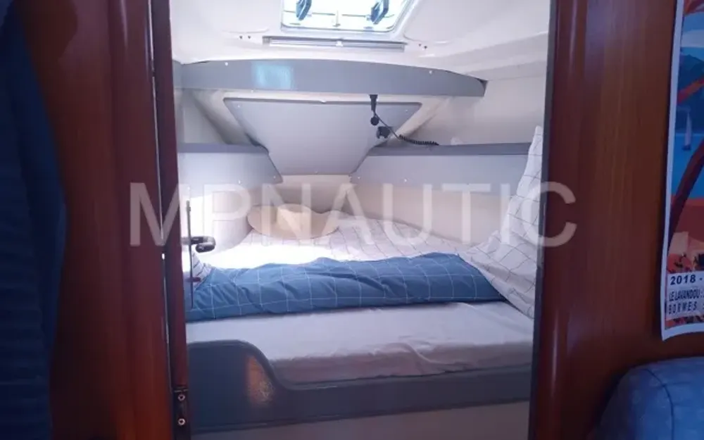 slider 13 Jeanneau Sun Odyssey 34.2