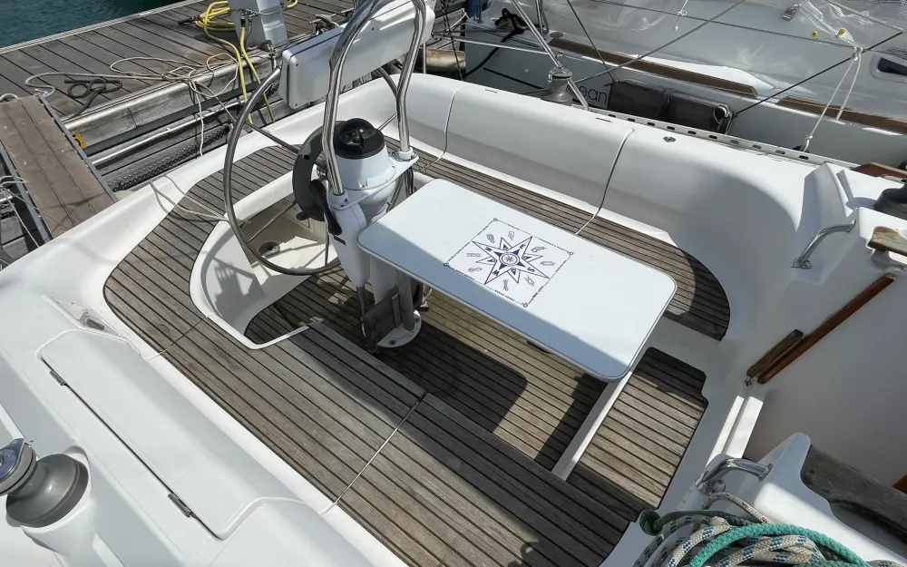 slider 12 Dufour  35 Classic