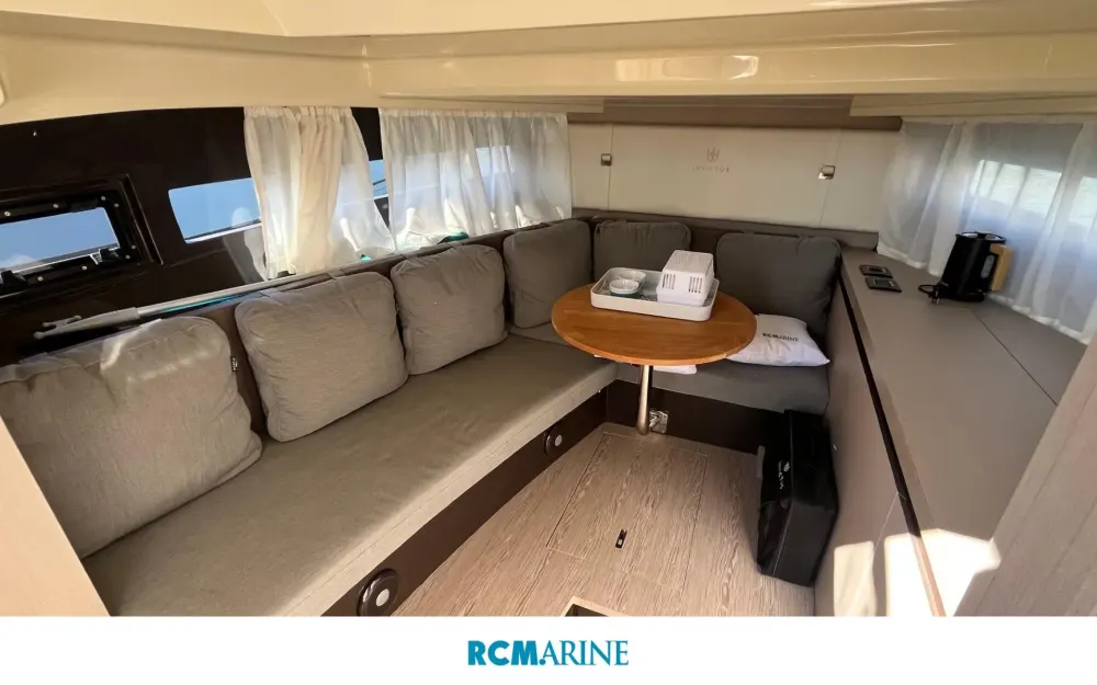 slider 22 Invictus  320 Gts