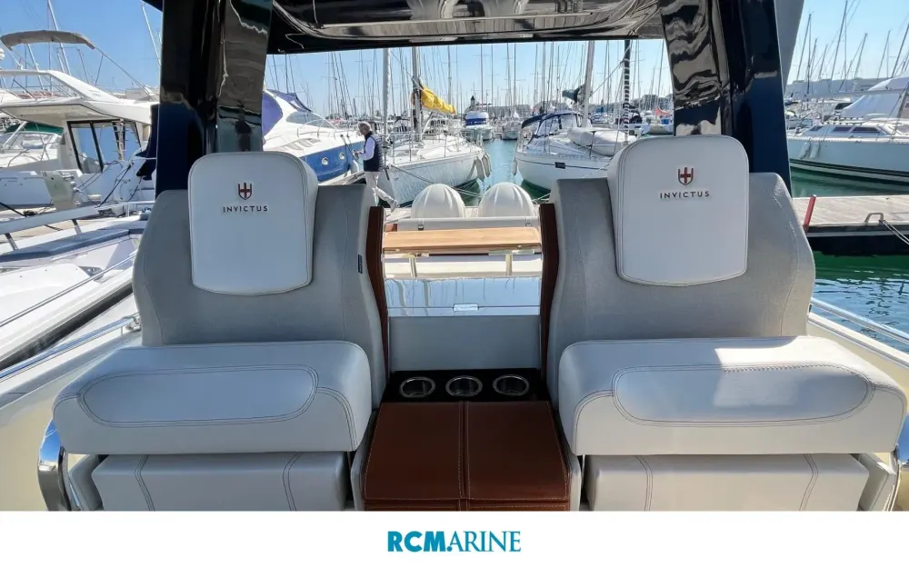 slider 26 Invictus  320 Gts