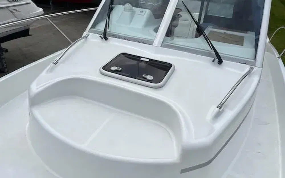 slider 1 Beneteau Antares 7.60