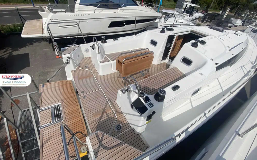 slider 18 Jeanneau sun odyssey 350