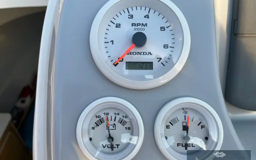 slider 10 Beneteau Flyer 750 Sun Deck Miami