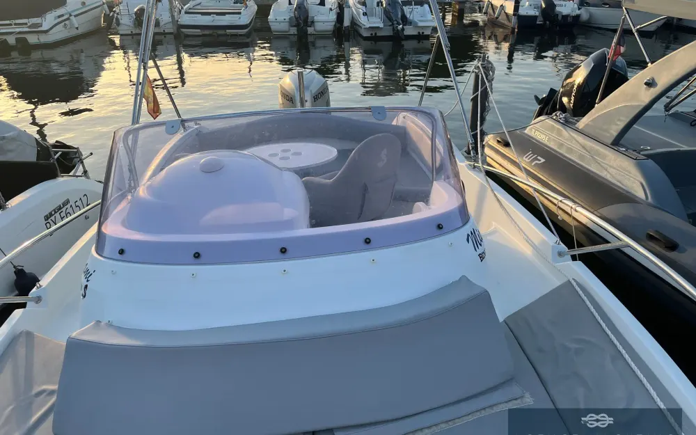 slider 4 Beneteau Flyer 750 Sun Deck Miami