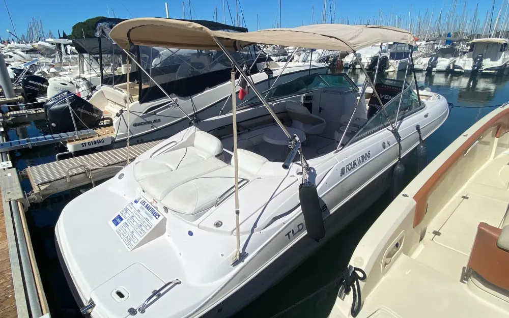 slider 0 Four Winns Horizon 260