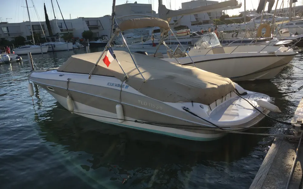 slider 5 Four Winns Horizon 260