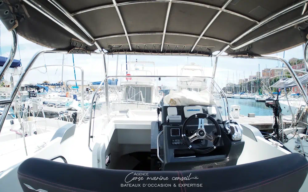 Beneteau Flyer 8.8 SPACEdeck · 2016 in vendita in Corsica — foto 4