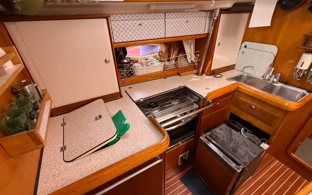 slider 18 Bavaria 42 cruiser