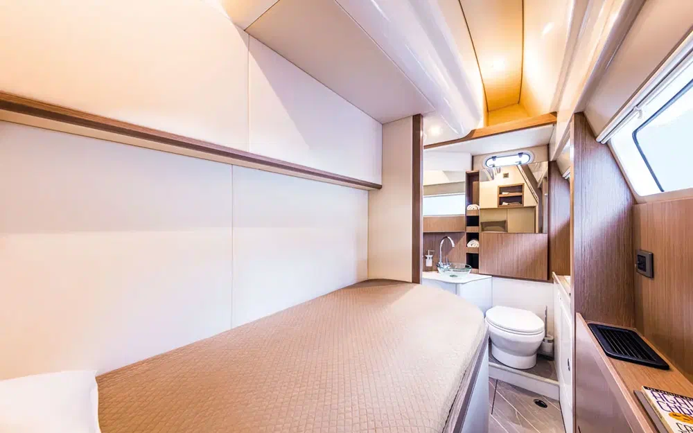 slider 32 Absolute Navetta 52