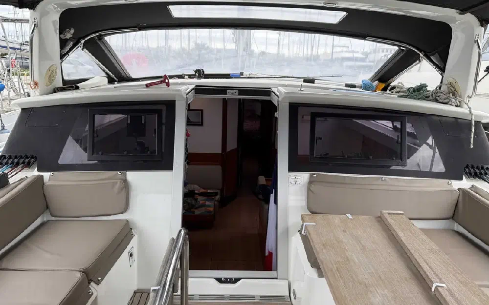 slider 20 Beneteau Sense 50