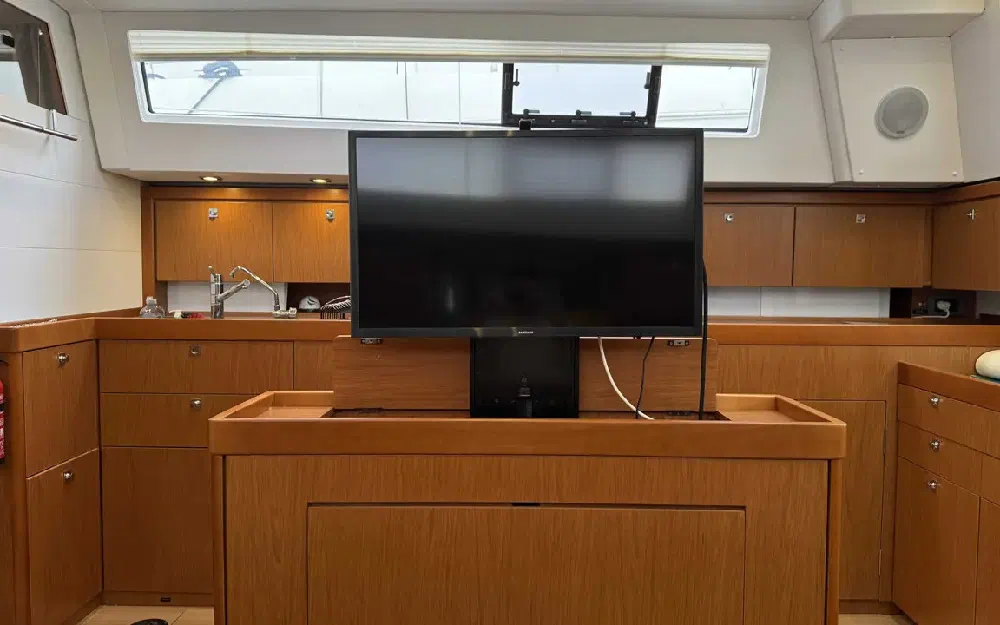 slider 25 Beneteau Sense 50