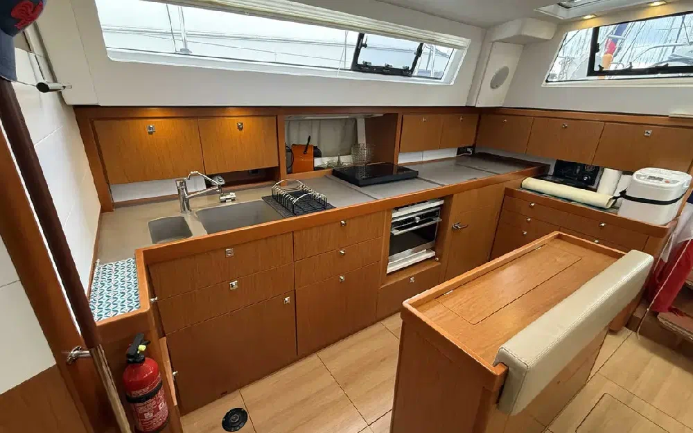 slider 29 Beneteau Sense 50