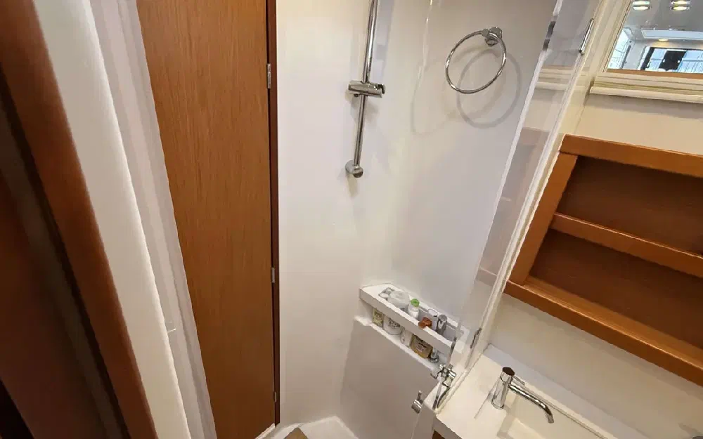 slider 34 Beneteau Sense 50