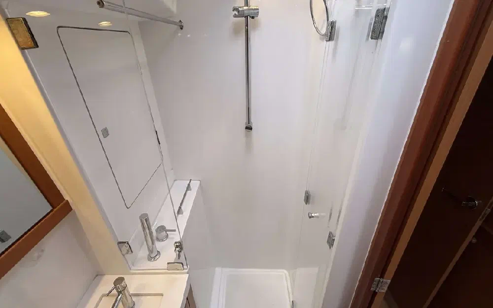 slider 38 Beneteau Sense 50