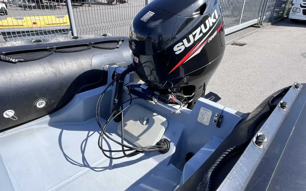 slider 4 3D Tender Patrol 550
