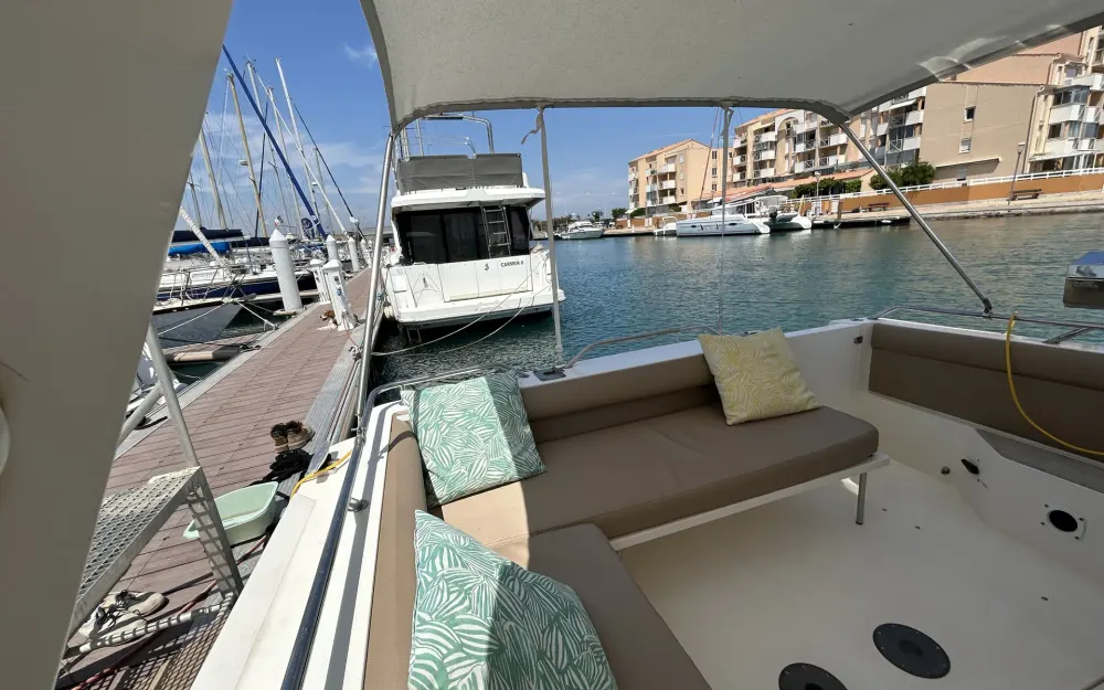 slider 10 Fairline Targa 30