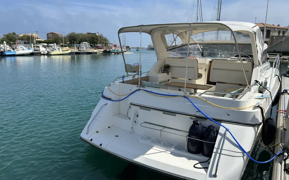 slider 14 Fairline Targa 30