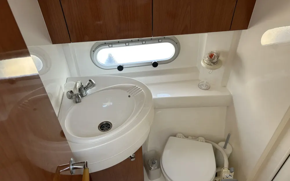 slider 13 Sealine  F 34