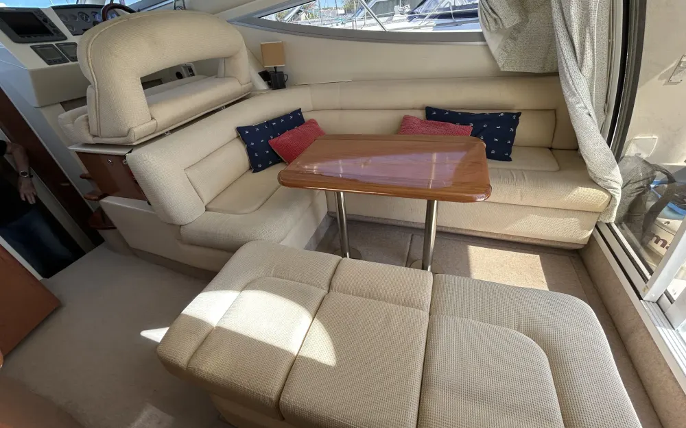 slider 15 Sealine  F 34
