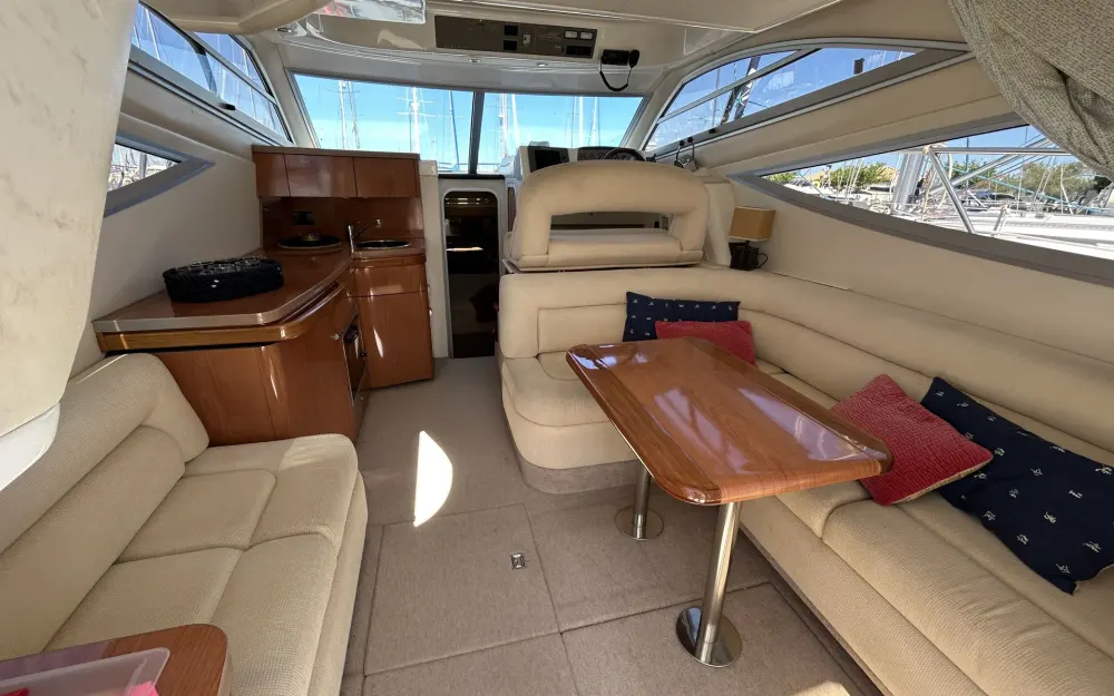 slider 1 Sealine  F 34