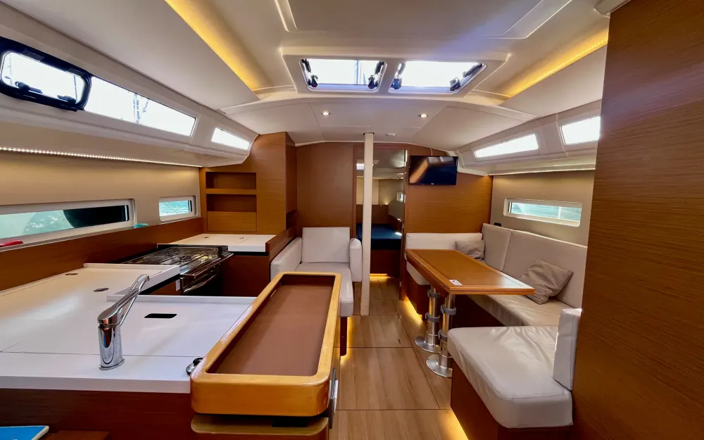 slider 12 Jeanneau Sun Odyssey 410