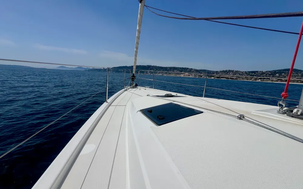 slider 6 Jeanneau Sun Odyssey 410
