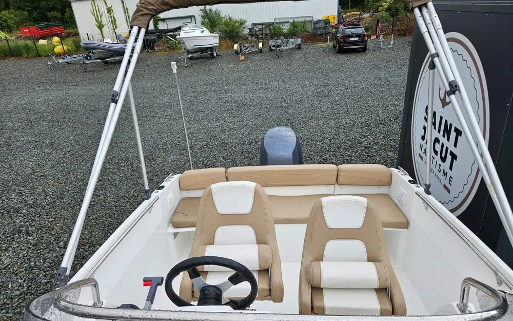 slider 5 Jeanneau Cap Camarat 5.5 CC