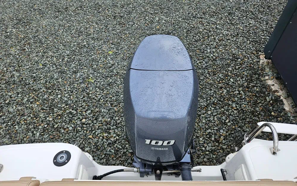 slider 4 Jeanneau Cap Camarat 5.5 CC