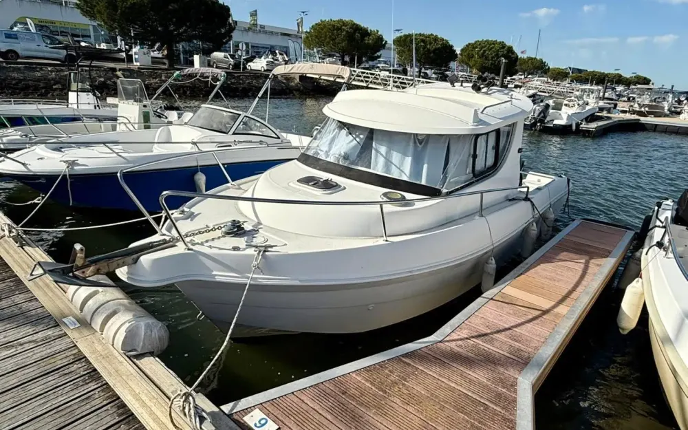 slider 1 Quicksilver  650 Camping