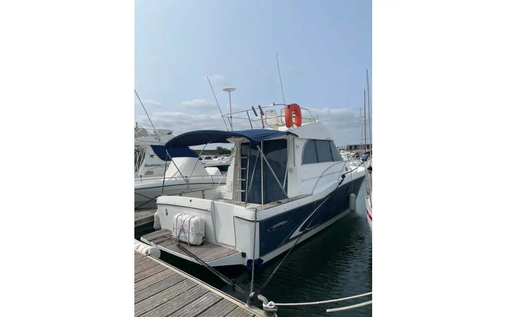 slider 1 Beneteau Antares Serie 9 Limited