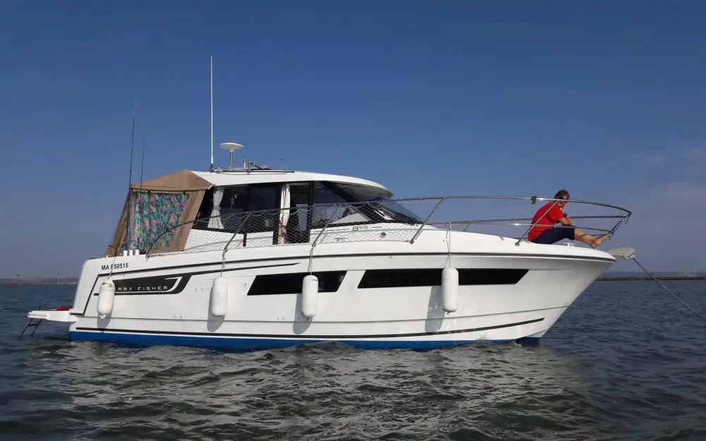 slider 0 Jeanneau Merry Fisher 855