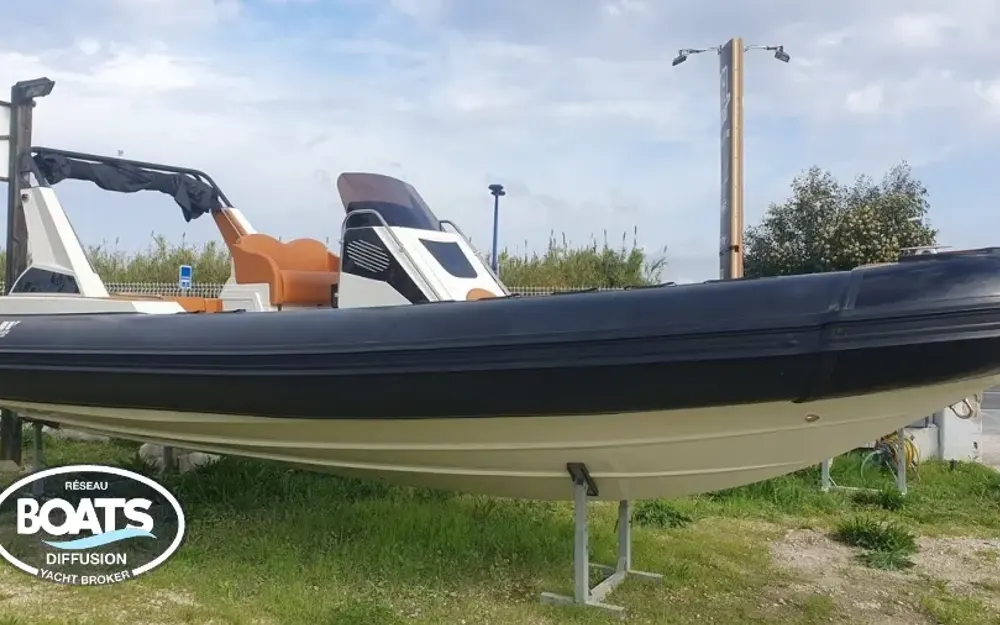 slider 0 Tiger Marine Top Line 850