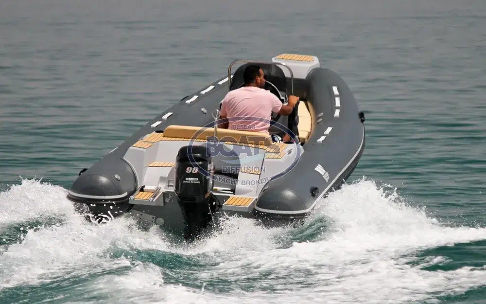 slider 3 Tiger Marine Tiger 520 DM