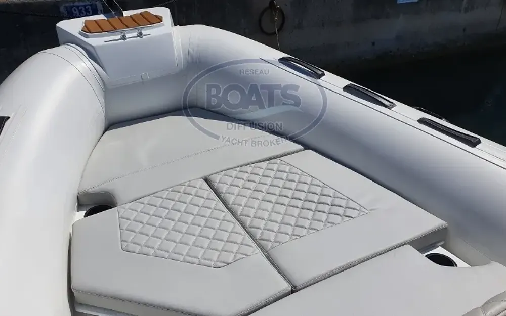 slider 5 Tiger Marine Top Line 600