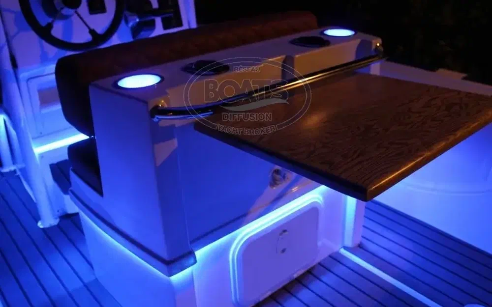 slider 5 Tiger Marine 620 pro line