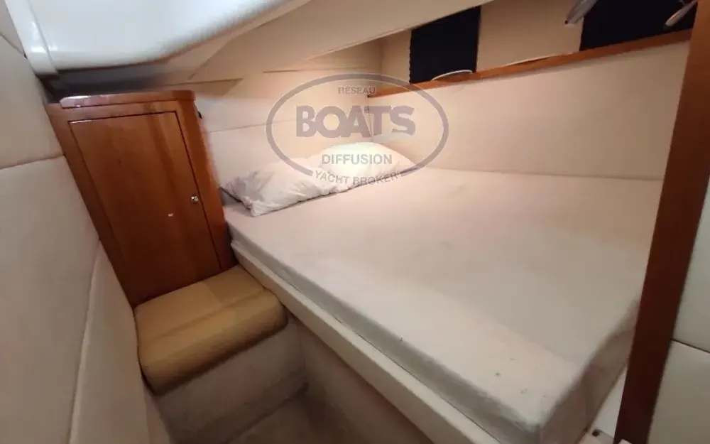 slider 11 Elan Motoryachts Elan Power 42
