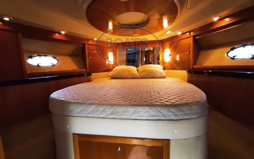 slider 8 Elan Motoryachts Elan Power 42