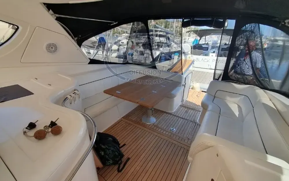slider 5 Elan Motoryachts Elan Power 42