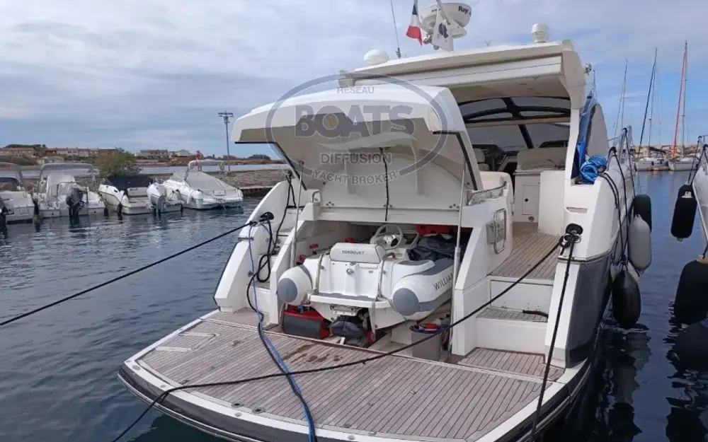 slider 1 Sunseeker Portofino 48
