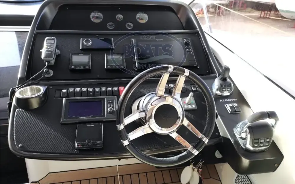 slider 2 Sunseeker Portofino 48