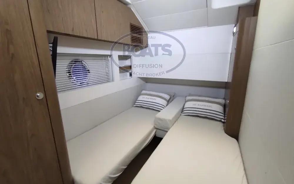 slider 9 Beneteau Gran Turismo 49 Ht