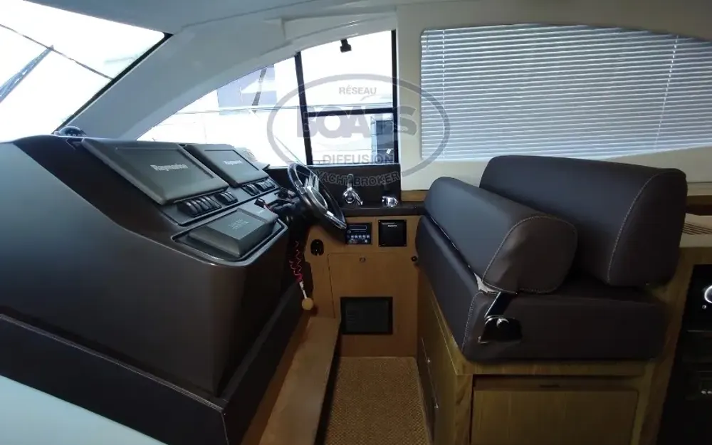 slider 4 Beneteau Gran Turismo 49 Ht
