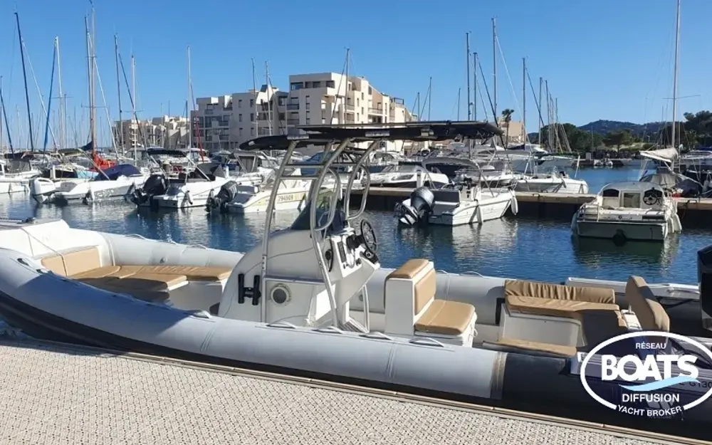 slider 0 Tiger Marine Tiger 850 Open