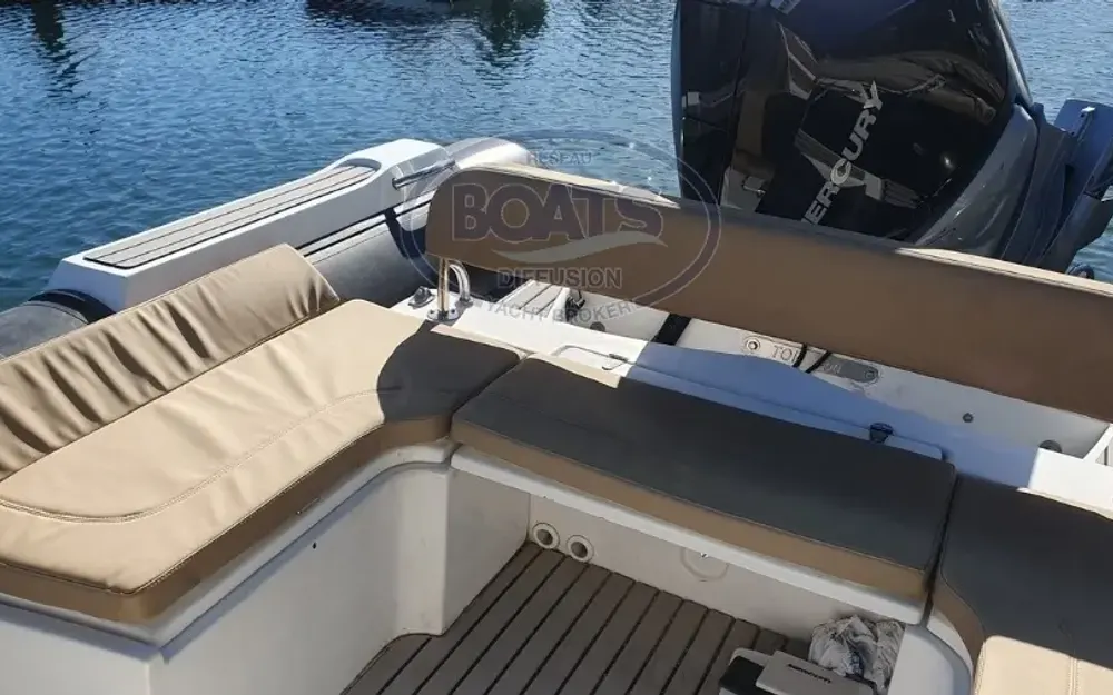 slider 5 Tiger Marine Tiger 850 Open