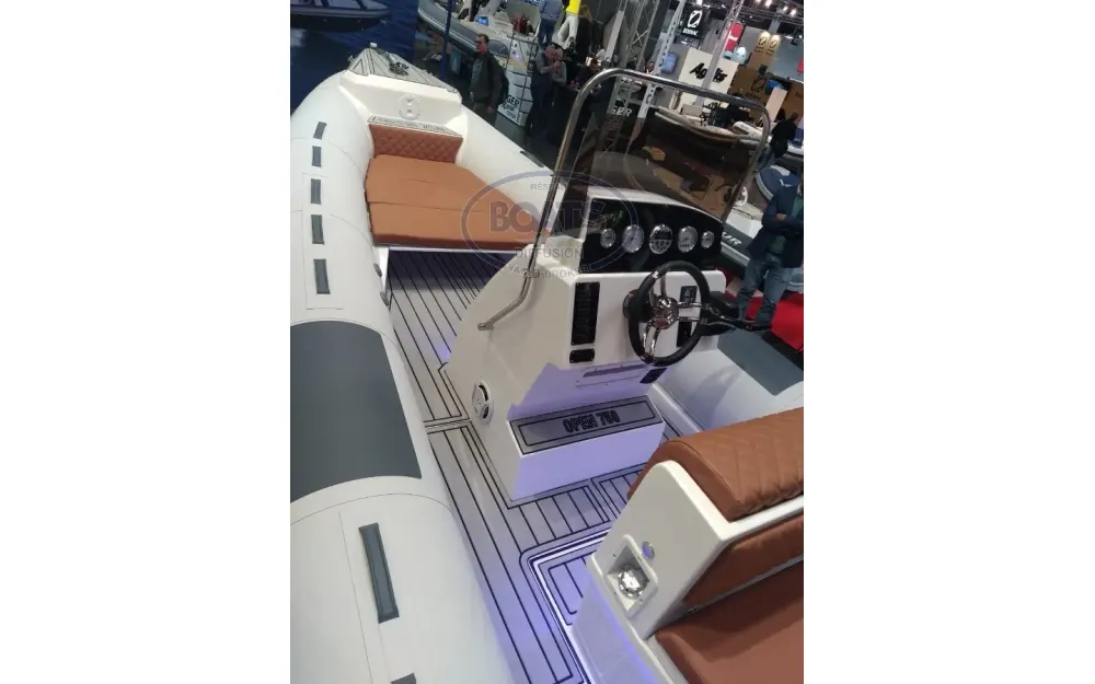 slider 1 Tiger Marine Tiger 650 Open