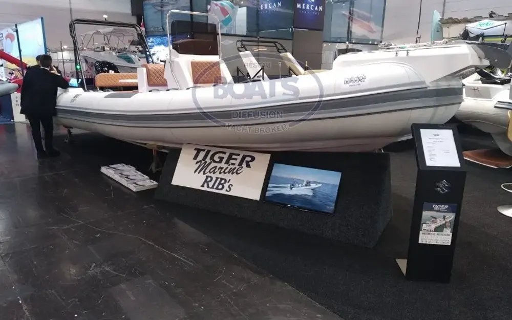 slider 4 Tiger Marine Tiger 650 Open