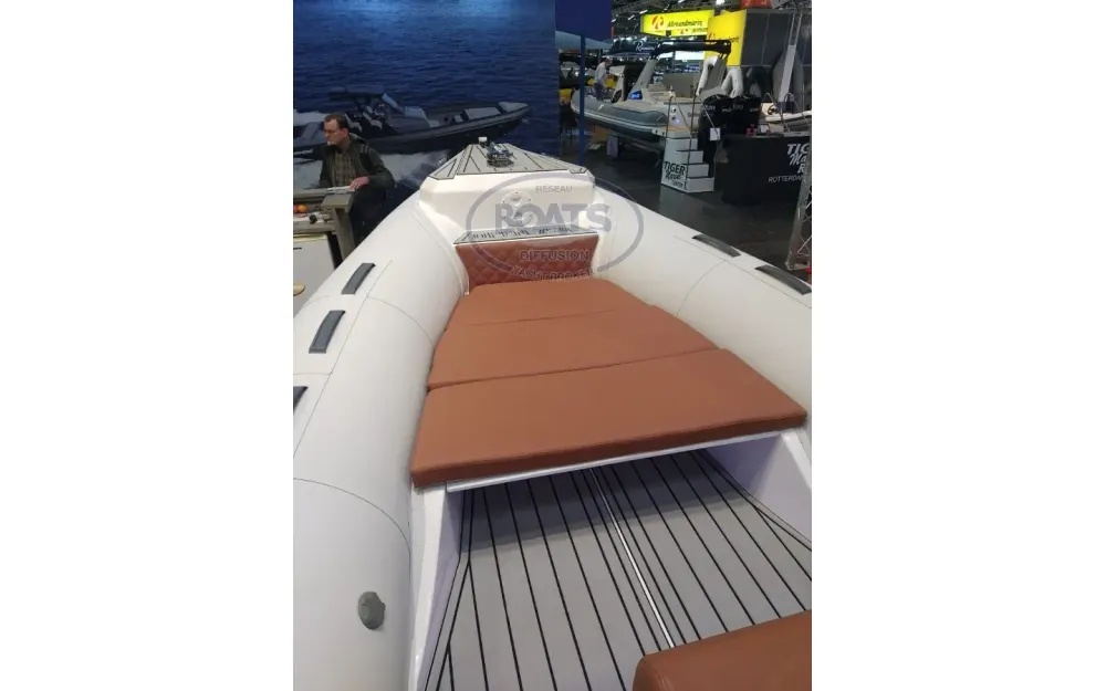 slider 6 Tiger Marine Tiger 650 Open