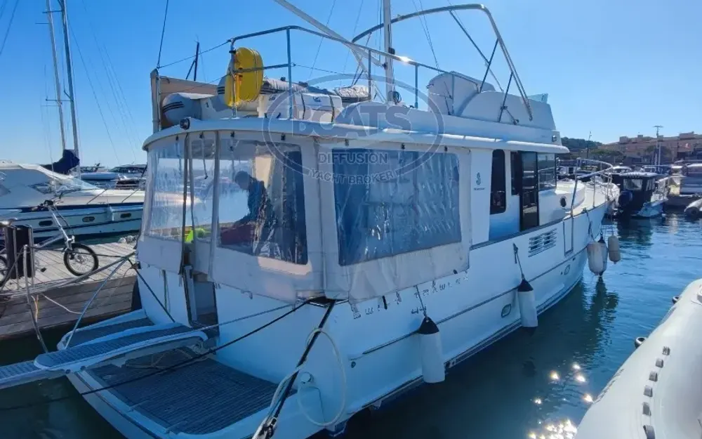 slider 13 Beneteau Swift Trawler 44